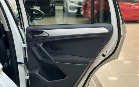 Volkswagen Tiguan II, 2019 год, 2 650 000 рублей, 25 фотография