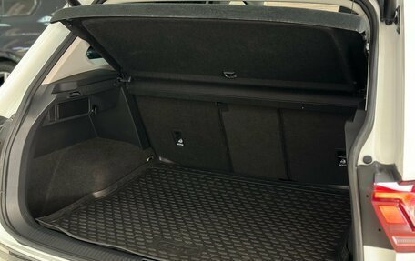 Volkswagen Tiguan II, 2019 год, 2 650 000 рублей, 33 фотография