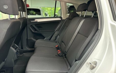 Volkswagen Tiguan II, 2019 год, 2 650 000 рублей, 28 фотография