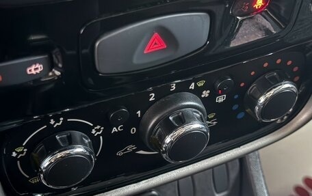 Renault Duster I рестайлинг, 2015 год, 1 049 000 рублей, 17 фотография