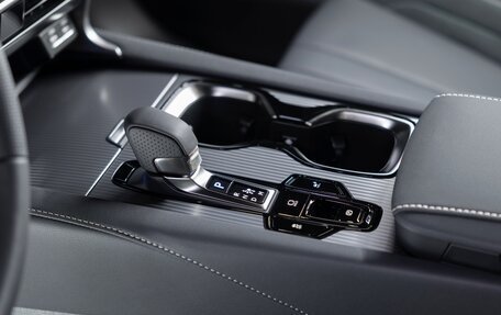 Lexus RX IV рестайлинг, 2025 год, 14 000 000 рублей, 18 фотография
