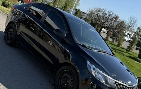 KIA Rio III рестайлинг, 2016 год, 880 000 рублей, 1 фотография