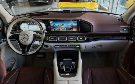 Mercedes-Benz Maybach GLS I, 2026 год, 28 000 000 рублей, 10 фотография