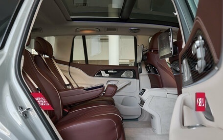 Mercedes-Benz Maybach GLS I, 2026 год, 28 000 000 рублей, 12 фотография