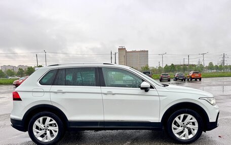 Volkswagen Tiguan II, 2021 год, 3 350 000 рублей, 3 фотография