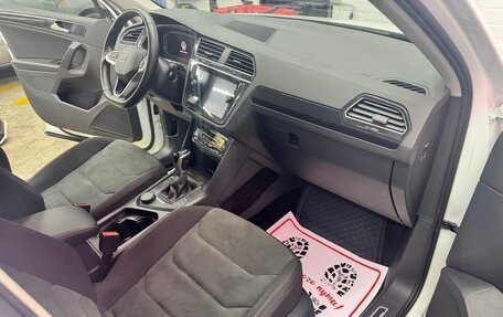 Volkswagen Tiguan II, 2021 год, 3 350 000 рублей, 14 фотография