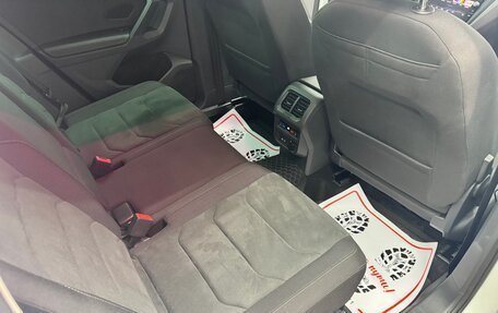 Volkswagen Tiguan II, 2021 год, 3 350 000 рублей, 24 фотография