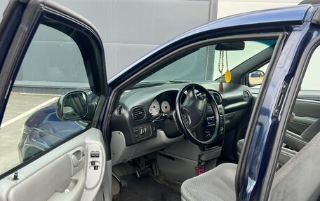 Dodge Caravan IV, 2004 год, 650 000 рублей, 10 фотография