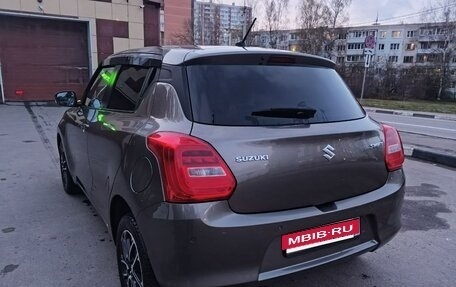 Suzuki Swift V, 2024 год, 1 920 000 рублей, 2 фотография