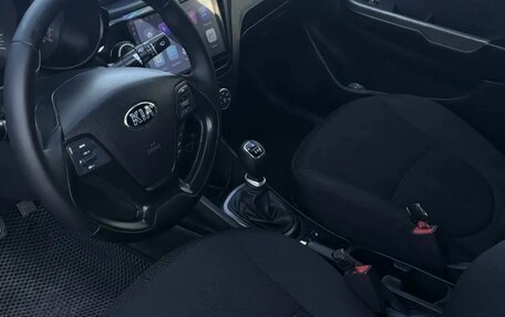 KIA Rio III рестайлинг, 2016 год, 880 000 рублей, 15 фотография