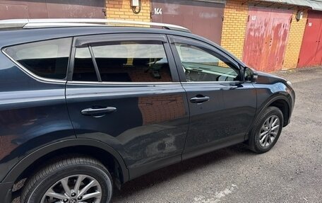 Toyota RAV4, 2015 год, 1 950 000 рублей, 7 фотография