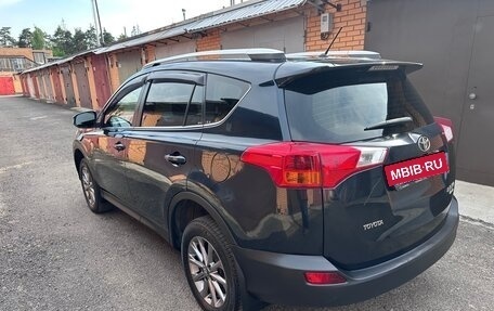 Toyota RAV4, 2015 год, 1 950 000 рублей, 2 фотография