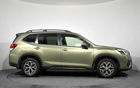 Subaru Forester, 2018 год, 2 490 000 рублей, 4 фотография