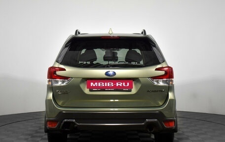 Subaru Forester, 2018 год, 2 490 000 рублей, 6 фотография