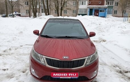 KIA Rio III рестайлинг, 2013 год, 750 000 рублей, 1 фотография