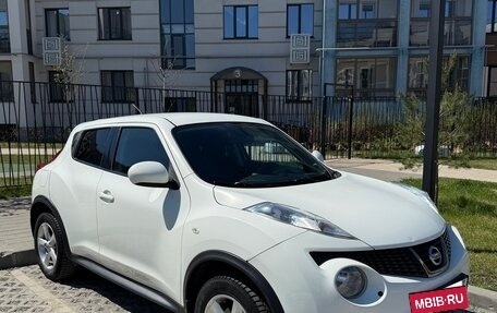 Nissan Juke II, 2011 год, 820 000 рублей, 11 фотография
