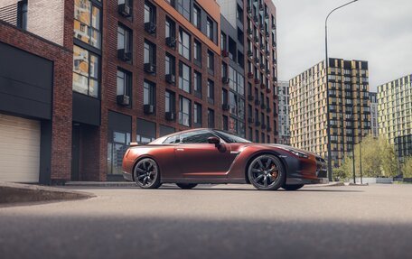 Nissan GT-R, 2008 год, 5 950 000 рублей, 6 фотография