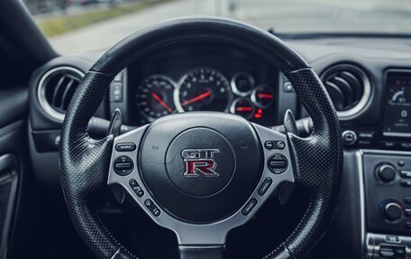 Nissan GT-R, 2008 год, 5 950 000 рублей, 20 фотография