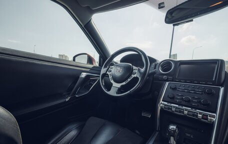Nissan GT-R, 2008 год, 5 950 000 рублей, 18 фотография