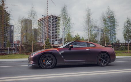Nissan GT-R, 2008 год, 5 950 000 рублей, 14 фотография