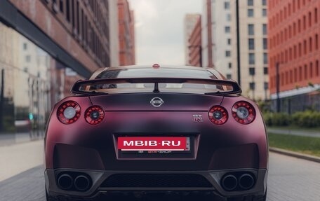 Nissan GT-R, 2008 год, 5 950 000 рублей, 10 фотография