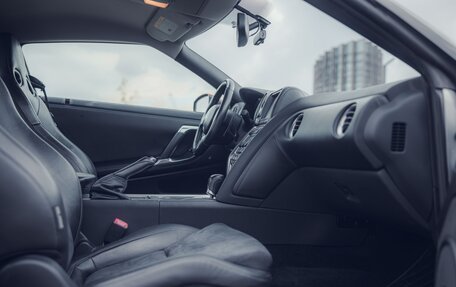 Nissan GT-R, 2008 год, 5 950 000 рублей, 23 фотография