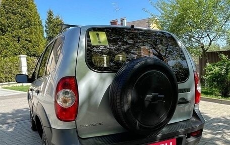 Chevrolet Niva I рестайлинг, 2010 год, 485 000 рублей, 8 фотография