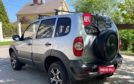 Chevrolet Niva I рестайлинг, 2010 год, 485 000 рублей, 5 фотография
