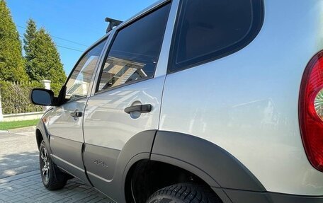 Chevrolet Niva I рестайлинг, 2010 год, 485 000 рублей, 18 фотография