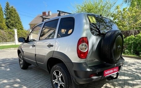 Chevrolet Niva I рестайлинг, 2010 год, 485 000 рублей, 7 фотография