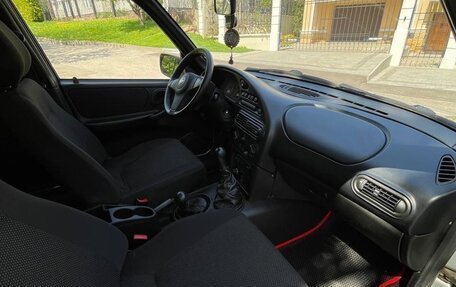 Chevrolet Niva I рестайлинг, 2010 год, 485 000 рублей, 25 фотография