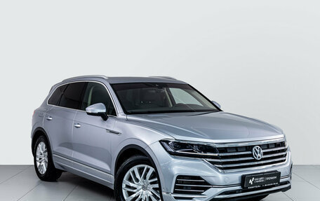 Volkswagen Touareg III, 2018 год, 4 742 000 рублей, 3 фотография