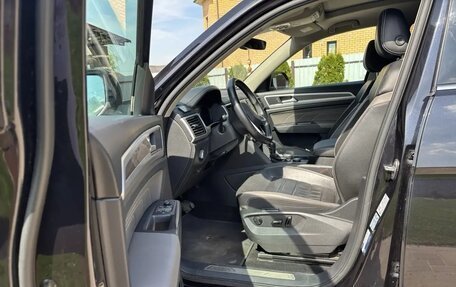 Volkswagen Teramont I, 2021 год, 3 800 000 рублей, 2 фотография
