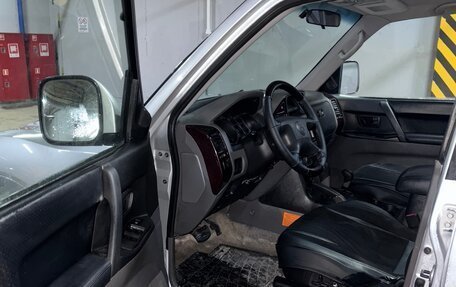 Mitsubishi Pajero III рестайлинг, 2001 год, 795 000 рублей, 11 фотография