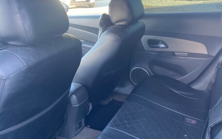 Chevrolet Cruze II, 2010 год, 525 000 рублей, 12 фотография