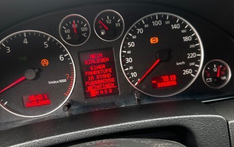 Audi A6, 2003 год, 370 000 рублей, 13 фотография