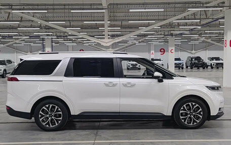 KIA Carnival, 2020 год, 3 700 000 рублей, 4 фотография