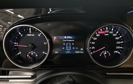 KIA Carnival, 2020 год, 3 700 000 рублей, 13 фотография
