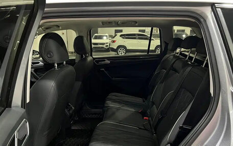 Volkswagen Tiguan II, 2022 год, 2 190 000 рублей, 11 фотография