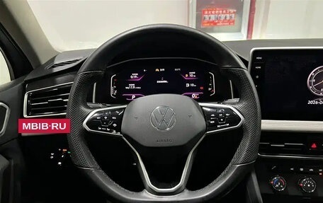Volkswagen Tiguan II, 2022 год, 2 190 000 рублей, 13 фотография