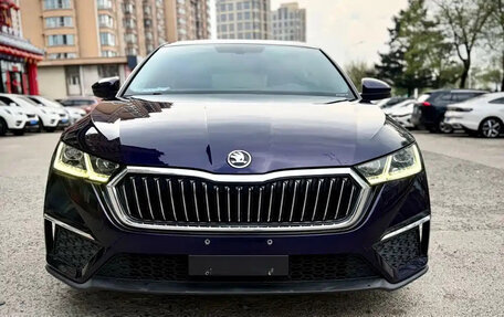 Skoda Octavia IV, 2022 год, 1 780 000 рублей, 2 фотография