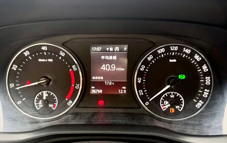 Skoda Octavia IV, 2022 год, 1 780 000 рублей, 17 фотография