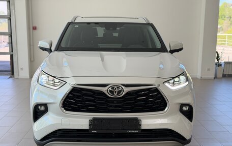 Toyota Highlander, 2026 год, 7 499 000 рублей, 2 фотография