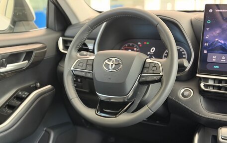 Toyota Highlander, 2026 год, 7 499 000 рублей, 21 фотография