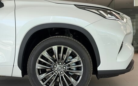 Toyota Highlander, 2026 год, 7 499 000 рублей, 34 фотография