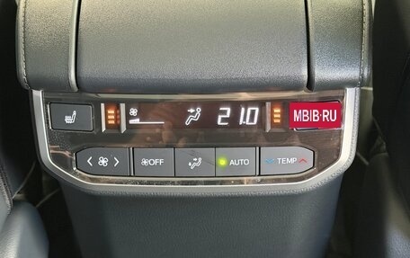 Toyota Highlander, 2026 год, 7 499 000 рублей, 26 фотография