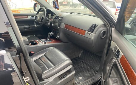 Volkswagen Touareg III, 2007 год, 1 050 000 рублей, 9 фотография