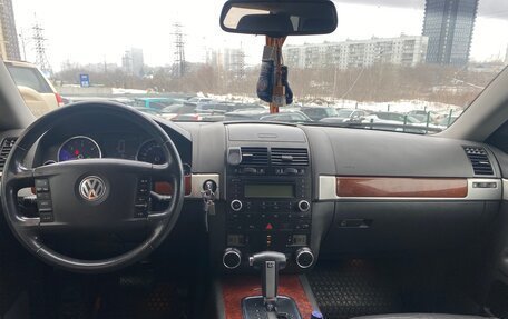 Volkswagen Touareg III, 2007 год, 1 050 000 рублей, 10 фотография