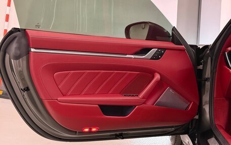Porsche 911, 2023 год, 27 900 000 рублей, 12 фотография