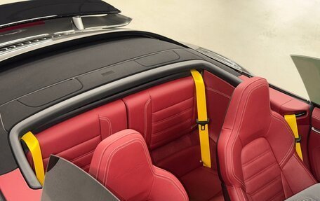 Porsche 911, 2023 год, 27 900 000 рублей, 16 фотография